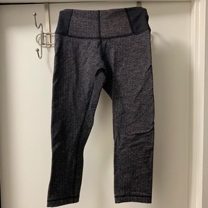 Lululemon crop pants
